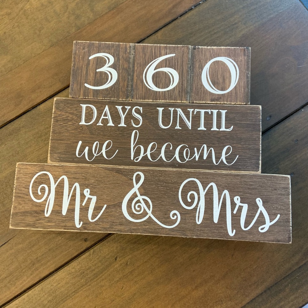 Wedding day countdown blocks